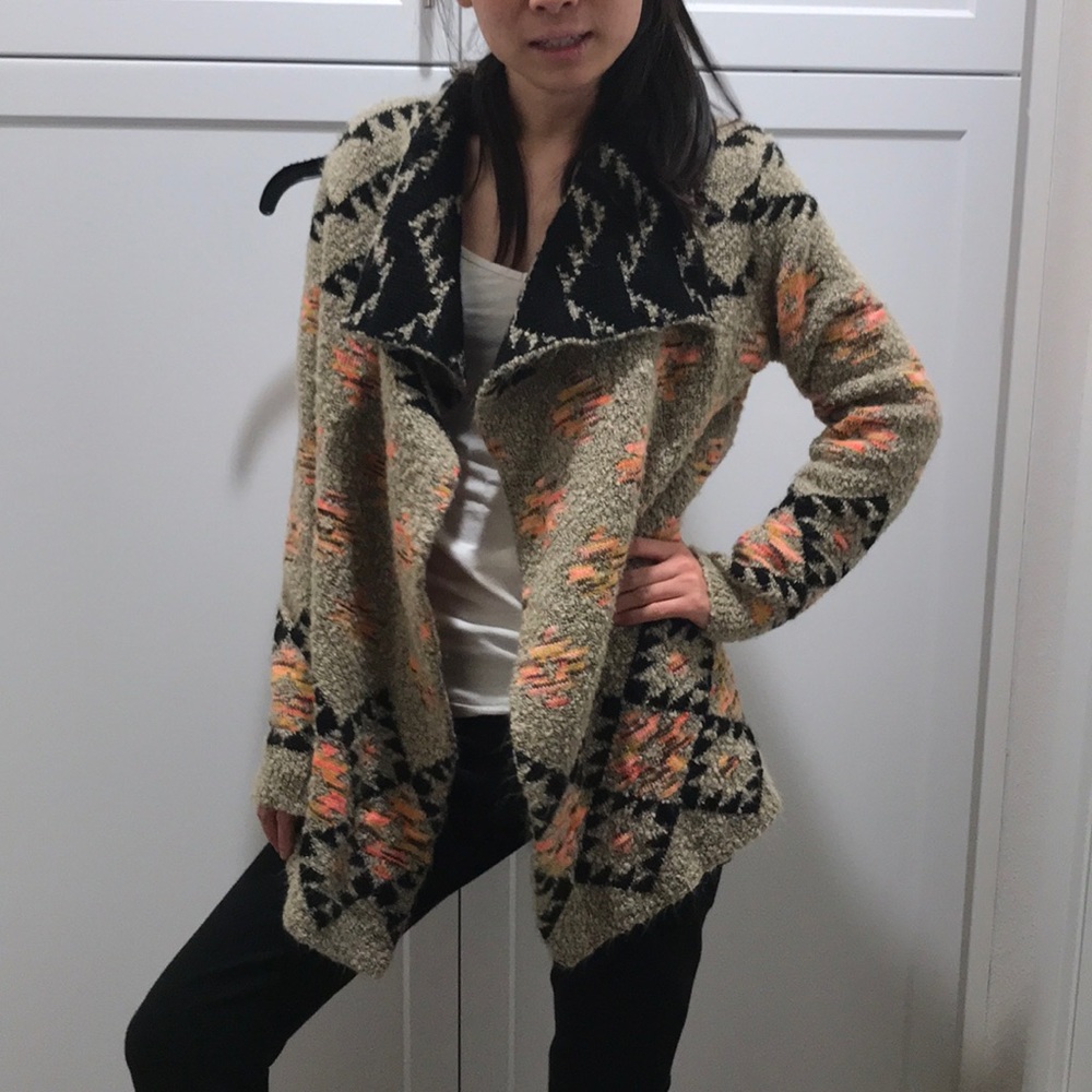 Cardigan - Picture 2 of 3